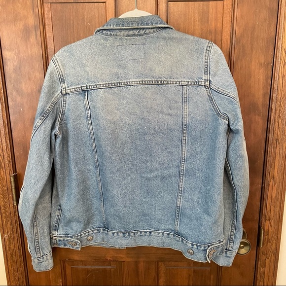 OPEN TO OFFERS H&M Light Blue Denim Jacket - Picture 3 of 7